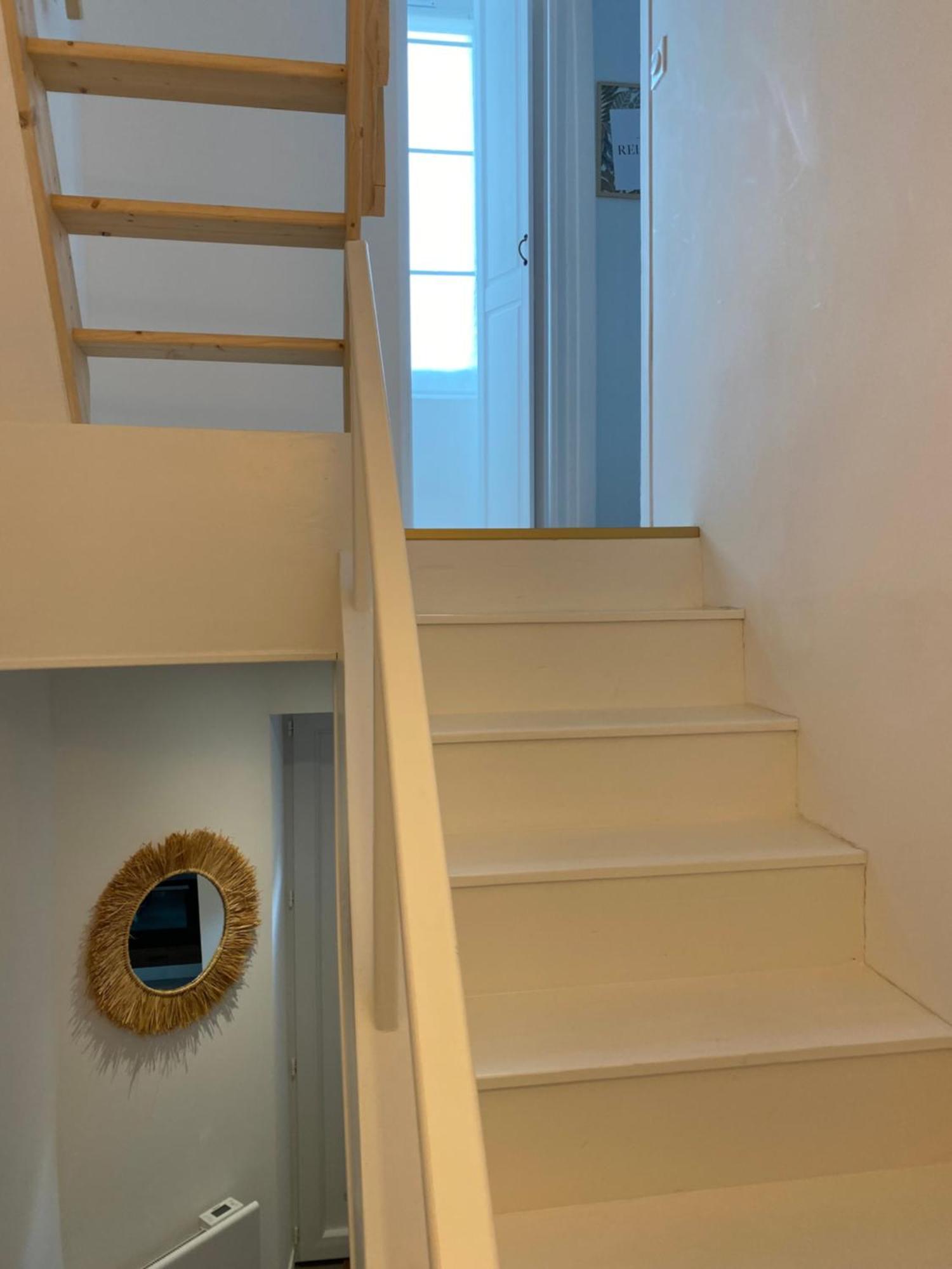 Joli Appartement En Ville Ровел Екстериор снимка